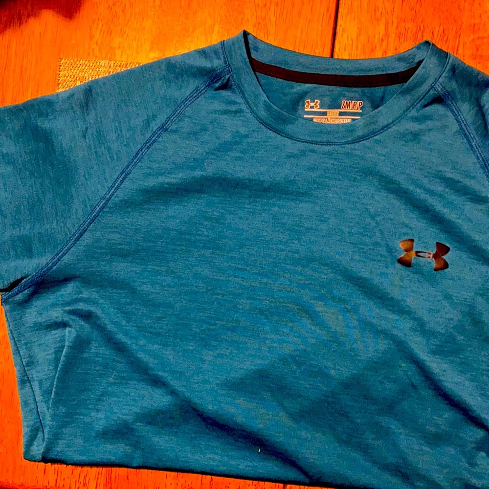 Men's active tshirt